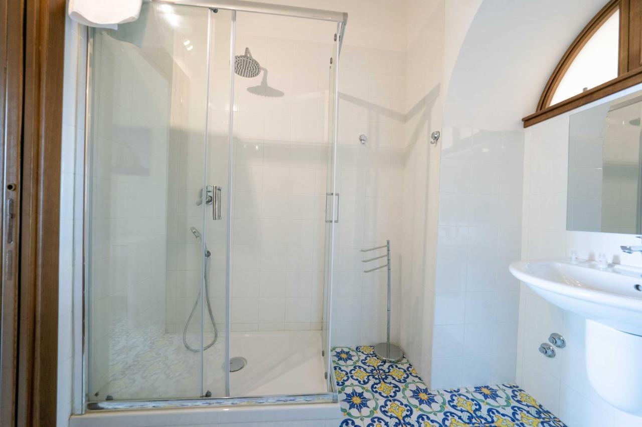 Arcoleo Prestige By Dimorra Bed & Breakfast Наполи Екстериор снимка